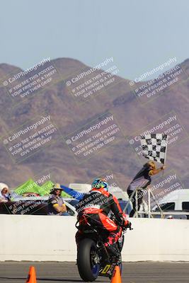 media/Dec-17-2023-CVMA (Sun) [[bf0c04832d]]/Race 2 Amateur Supersport Open/